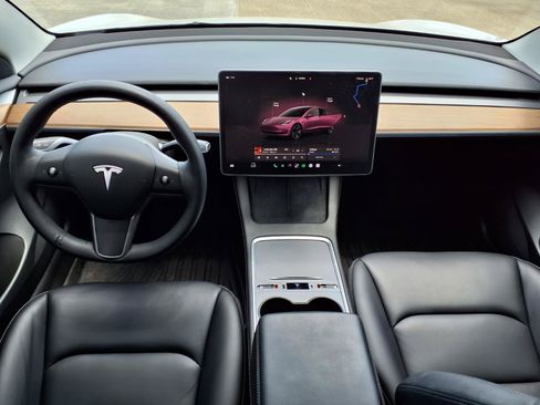 Used 2022 Tesla Model 3 Long Range AWD/4WD image 9