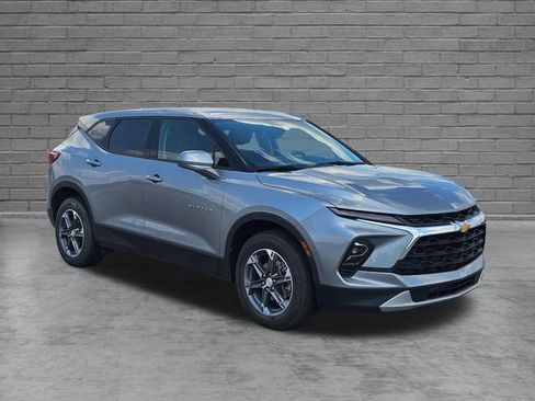 Used 2025 Chevrolet Blazer LT AWD/4WD image 7