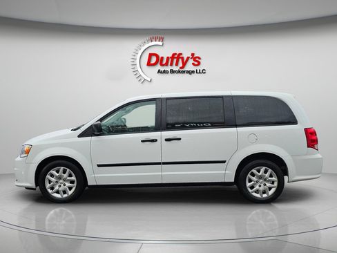 Used 2014 RAM C/V Tradesman image 15