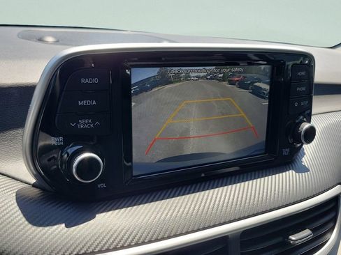 Certified 2021 Hyundai Tucson SE FWD image 17
