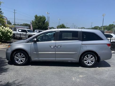Used 2016 Honda Odyssey SE image 5
