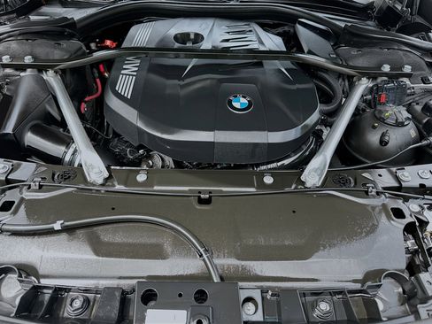 Certified 2024 BMW 740i w/ Executive Package image 34