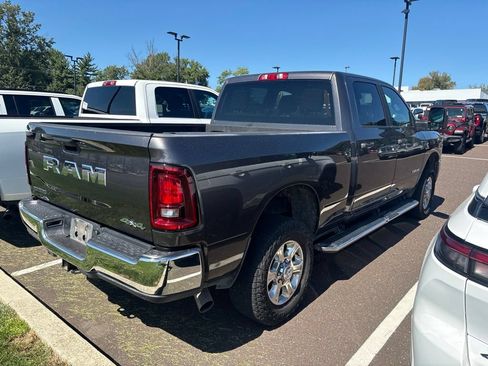Used 2026 RAM 2500 Big Horn AWD/4WD image 2