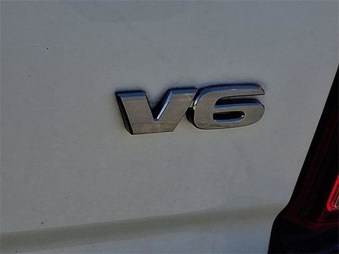 Certified 2018 Toyota Tacoma TRD Sport image 30