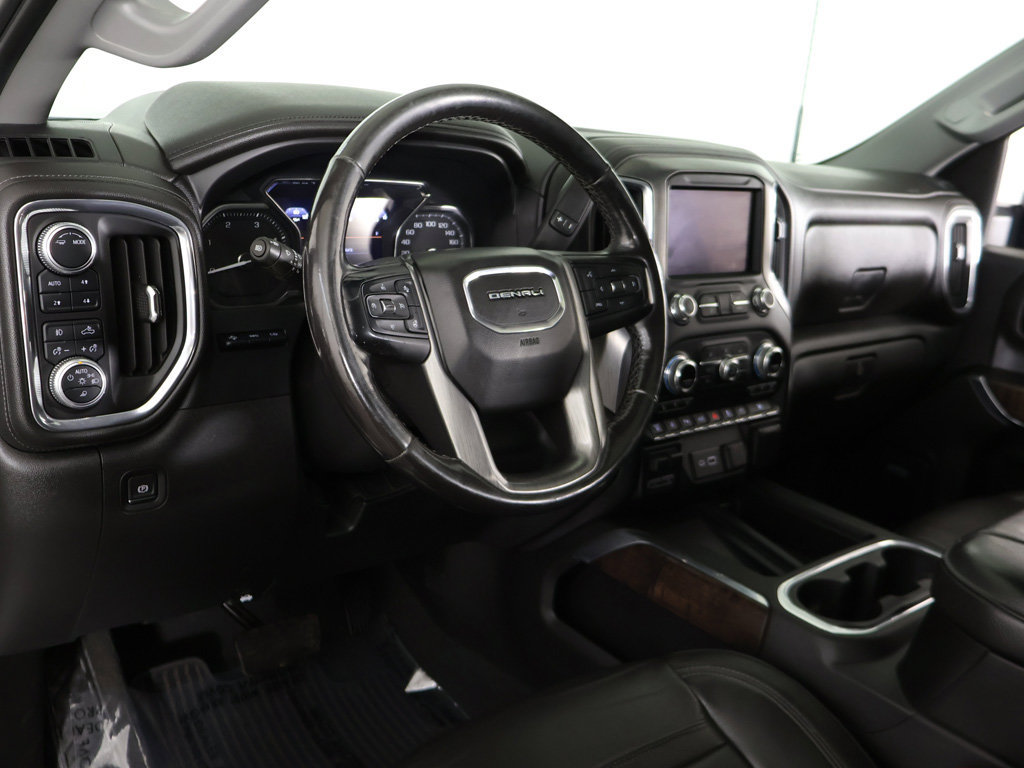 Used 2020 GMC Sierra 3500 Denali w/ Denali Ultimate Package AWD/4WD image 32