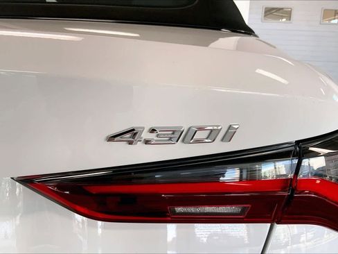Used 2021 BMW 430i Convertible w/ M Sport Package image 7