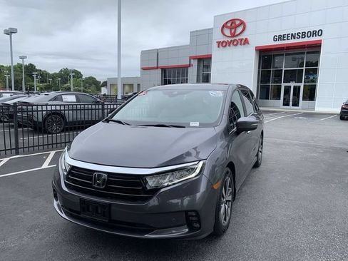 Used 2023 Honda Odyssey Touring image 1