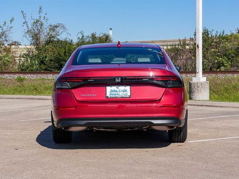 Used 2025 Honda Accord LX image 5