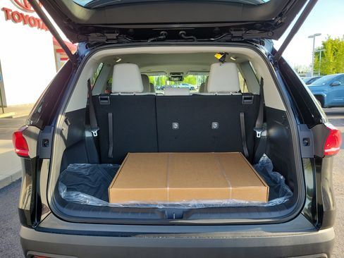 New 2026 Toyota Grand Highlander AWD Hybrid image 5