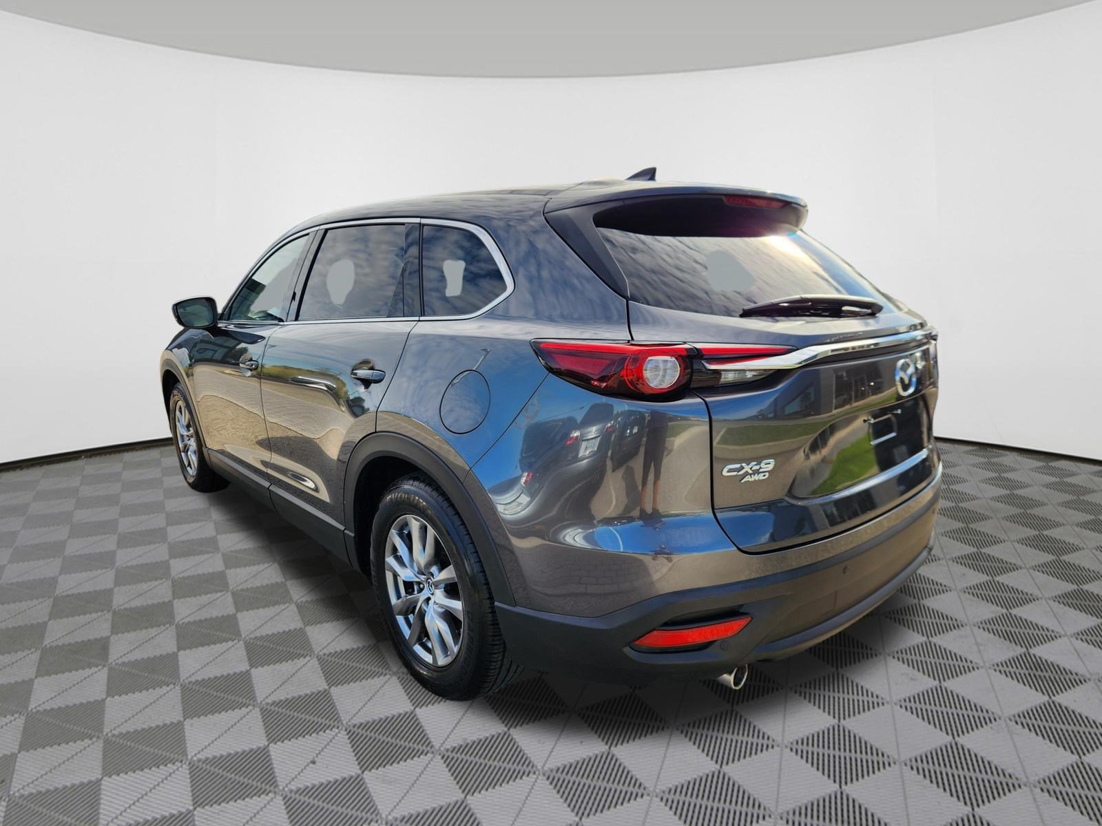 Used 2019 MAZDA CX-9 Touring w/ Touring Premium Package AWD/4WD image 3
