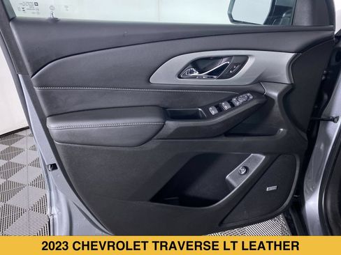 Certified 2023 Chevrolet Traverse LT w/ LT Premium Package AWD/4WD image 13