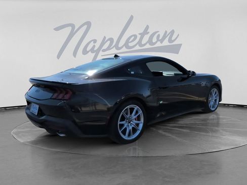 Used 2024 Ford Mustang GT Premium RWD image 4