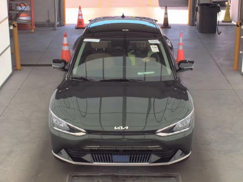 Used 2023 Kia EV6 GT-Line AWD/4WD image 2