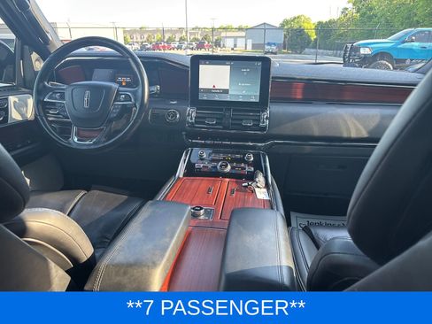 Certified 2021 Lincoln Navigator Reserve w/ Luxury Package AWD/4WD image 12