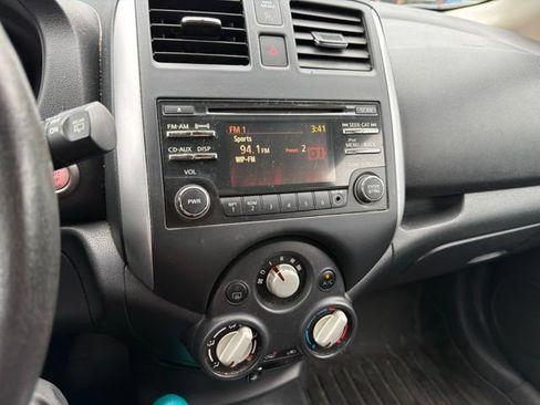 Used 2014 Nissan Versa Note SV w/ SL Package FWD image 18