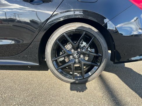 Used 2024 Honda Civic Sport image 5