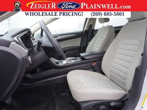 Used 2018 Ford Fusion S image 16