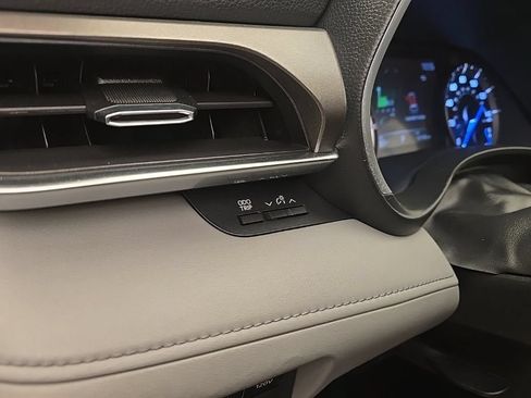 Used 2021 Toyota Highlander Limited AWD/4WD image 20