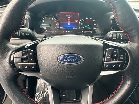 Certified 2022 Ford Explorer ST-Line image 26