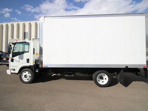 New 2024 Chevrolet Low Cab Forward image 4