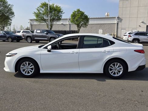 Used 2025 Toyota Camry LE FWD image 2