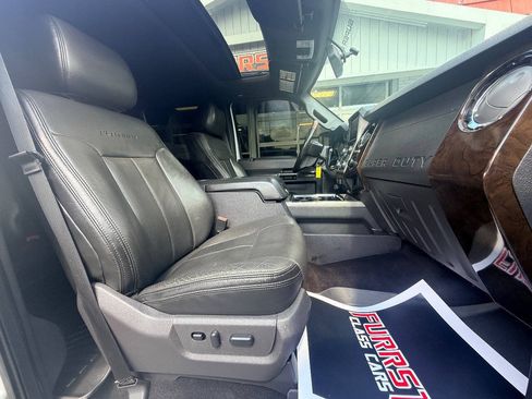 Used 2016 Ford F250 Platinum w/ FX4 Off-Road Package AWD/4WD image 40