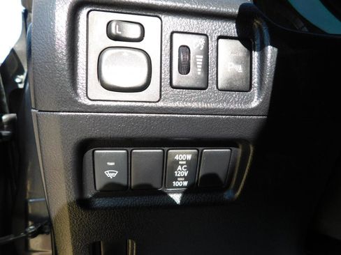 Used 2016 Toyota 4Runner Limited image 16