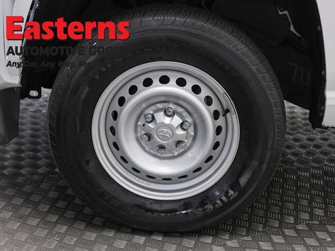 Used 2024 Toyota Tacoma SR RWD image 28