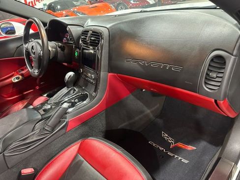 Used 2012 Chevrolet Corvette Convertible w/ 2LT Preferred Equipment Group image 10