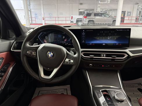 Used 2023 BMW 330i xDrive Sedan w/ Premium Package image 16