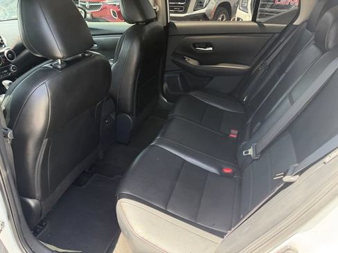 Used 2024 Nissan Sentra SR w/ SR Premium Package FWD image 11