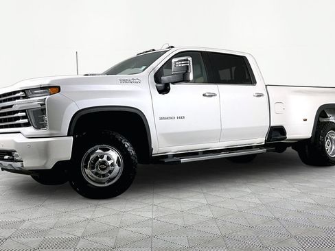 Used 2021 Chevrolet Silverado 3500 High Country AWD/4WD image 1