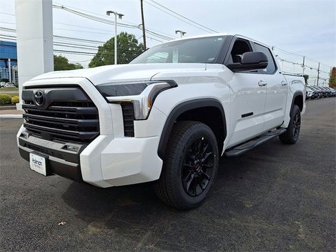 New 2026 Toyota Tundra SR5 image 3