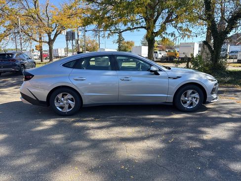 New 2026 Hyundai Sonata SE image 8