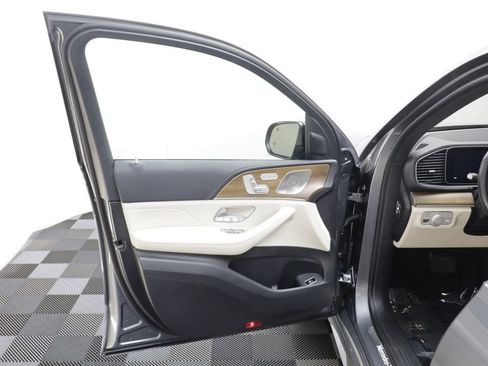 Used 2024 Mercedes-Benz GLE 450 4MATIC image 5