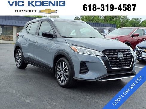 Used 2024 Nissan Kicks SV FWD image 1