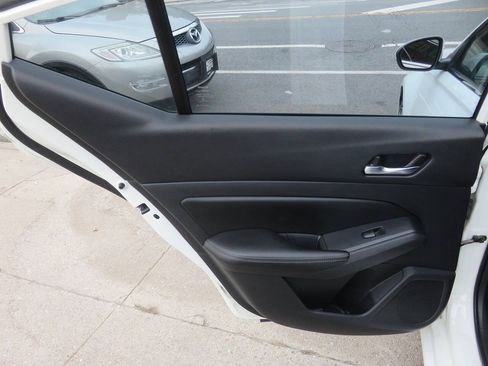 Used 2019 Nissan Altima 2.5 S FWD image 23