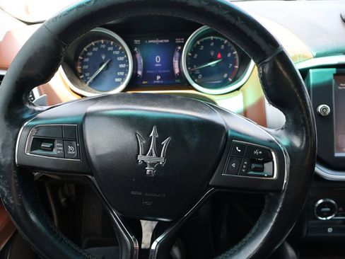 Used 2015 Maserati Ghibli RWD image 13
