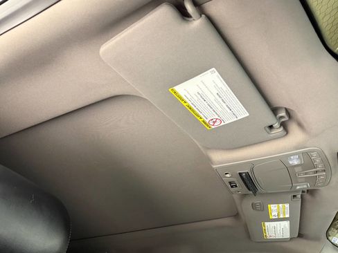 Used 2018 Ford F350 Lariat w/ Lariat Ultimate Package image 30