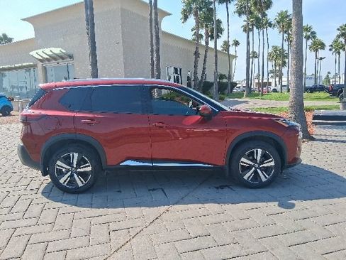 Used 2021 Nissan Rogue SL FWD image 4