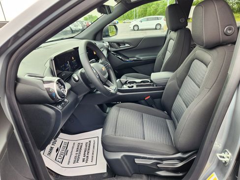 New 2026 Chevrolet Equinox LT w/ Safety and Technology Package FWD image 9