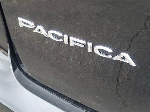 New 2026 Chrysler Pacifica Select image 7