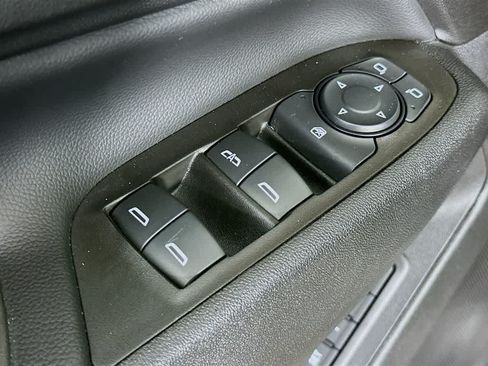 Used 2020 Chevrolet Equinox Premier FWD image 29