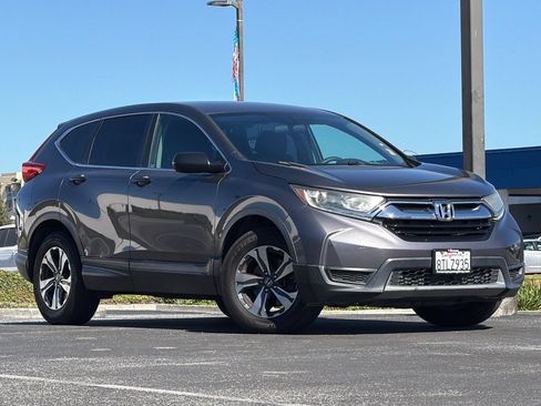Used 2018 Honda CR-V LX image 2