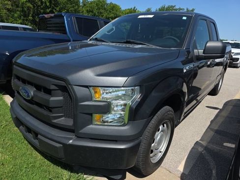 Used 2017 Ford F150 XL w/ Equipment Group 101A Mid RWD image 1