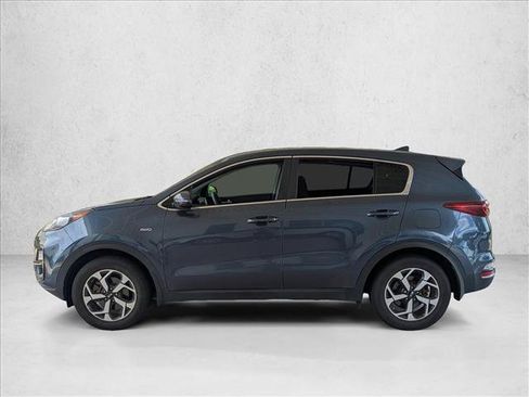 Used 2020 Kia Sportage LX w/ LX Popular Package AWD/4WD image 2