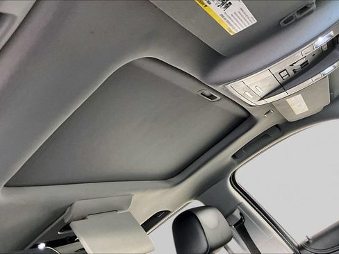 Used 2019 GMC Yukon XL SLT w/ Open Road Package RWD image 26