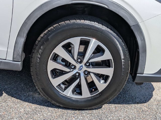 Used 2020 Subaru Outback Premium AWD/4WD image 13
