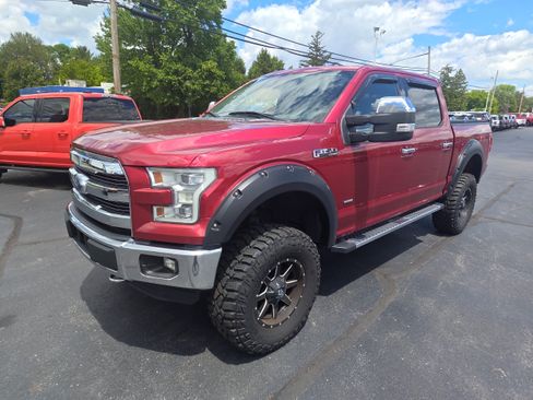 Used 2016 Ford F150 Lariat w/ Equipment Group 502A Luxury AWD/4WD image 2