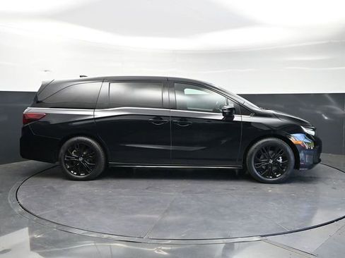 Used 2025 Honda Odyssey Sport-L image 4
